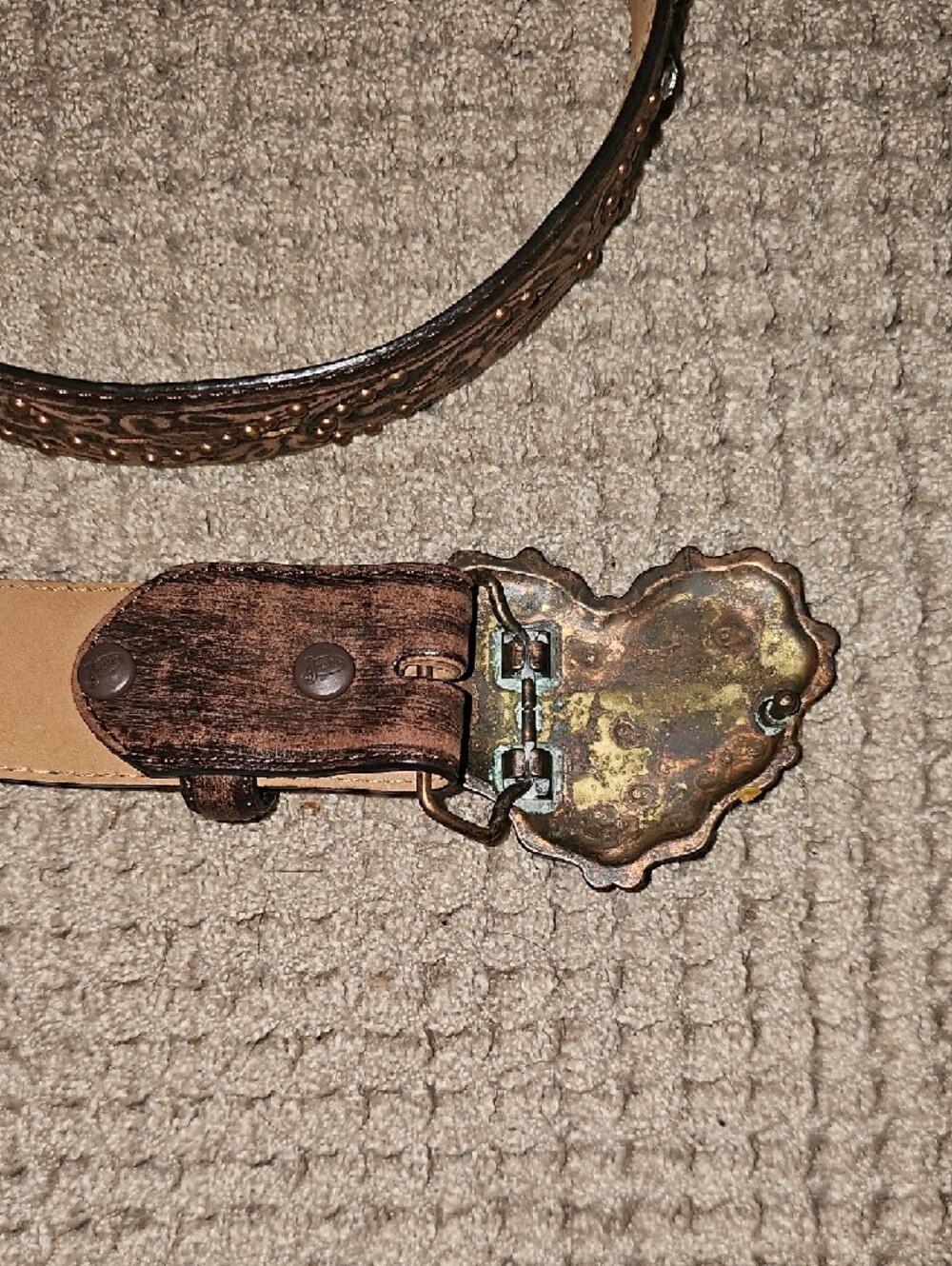 Justin Boots Vintage Brown Tooled Leather Belt with Heart Crystal Buckle - Picture 3 of 5
